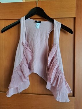 H&M Pink Ruffled Crop Vest